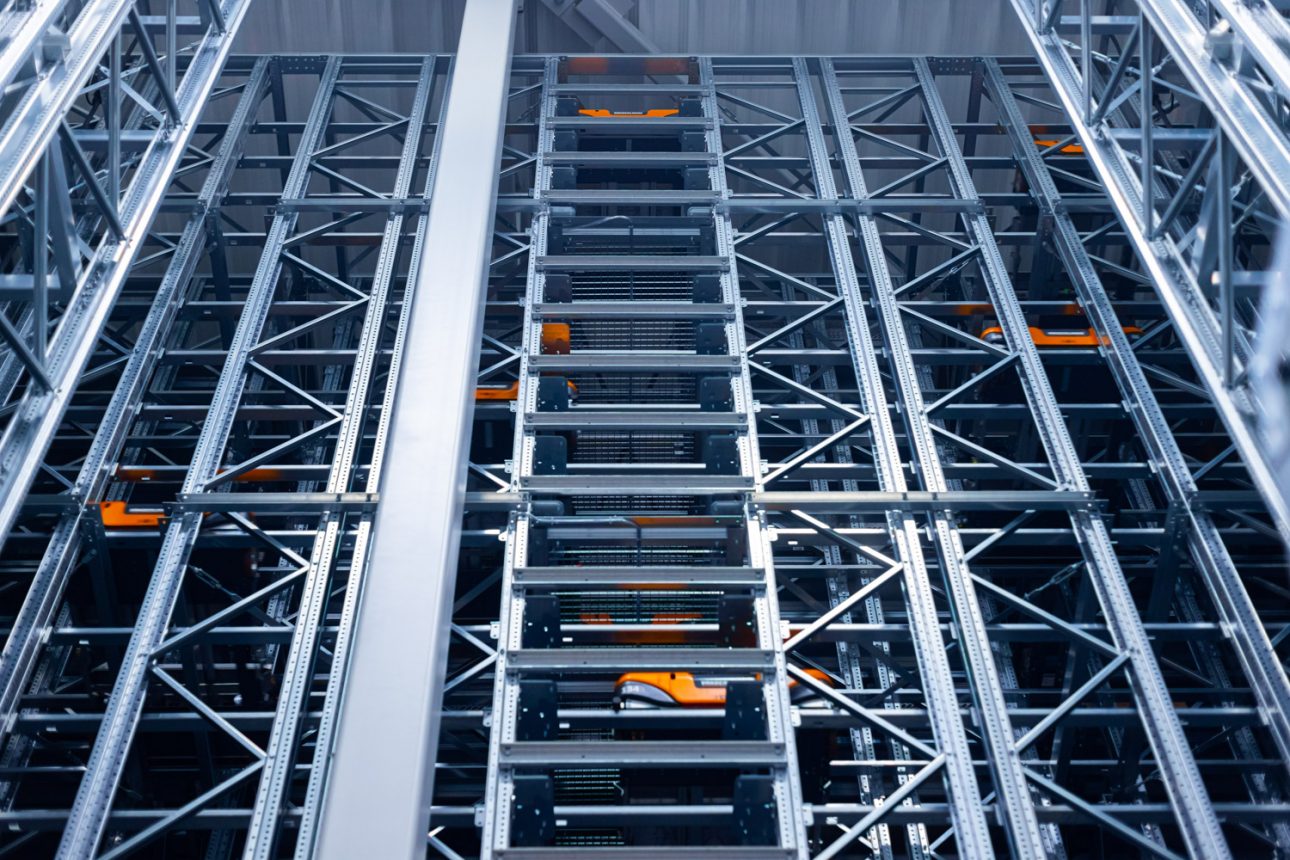 web_Vanderlande_Udea025