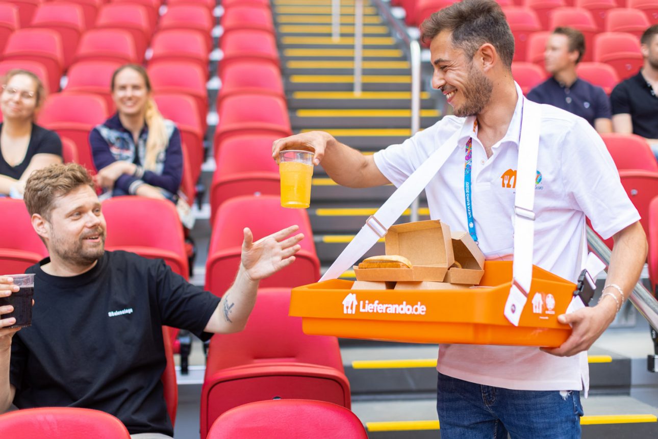 web_preview_JustEat-instadiumdelivery_ThomasAbrahams_092